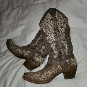 Embroidered Corral Floral Boots